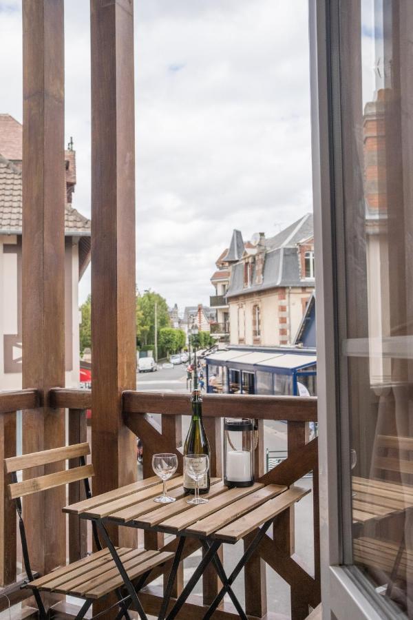 Cabourg Cosy Chic Cabourg Hyper-Centre 4 Pers, 2 Bedrooms , 2 Sdb, Terrasse, Wifi Exterior foto