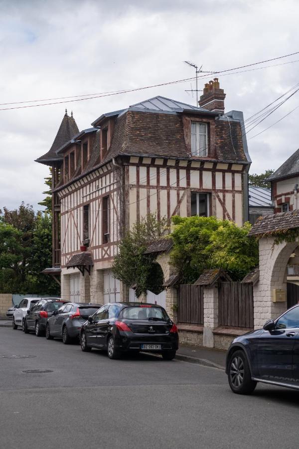 Cabourg Cosy Chic Cabourg Hyper-Centre 4 Pers, 2 Bedrooms , 2 Sdb, Terrasse, Wifi Exterior foto